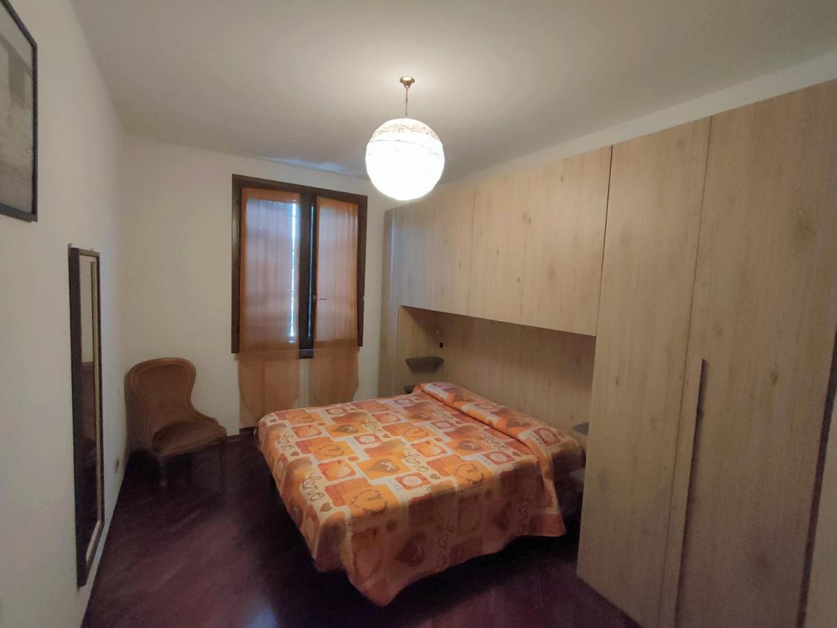 Appartamento Nanda Reggio Emilia Exteriér fotografie